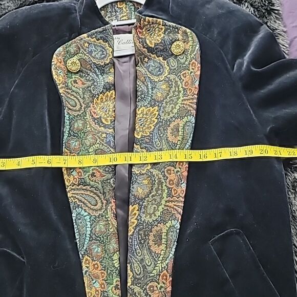 Coats By Cattiva Vintage Velvet Coat - Picture 8 of 12